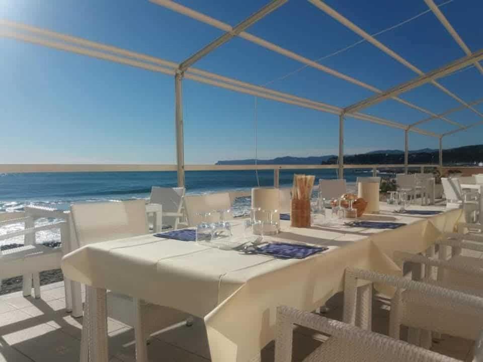 ואראצה Hotel Savoy מראה חיצוני תמונה